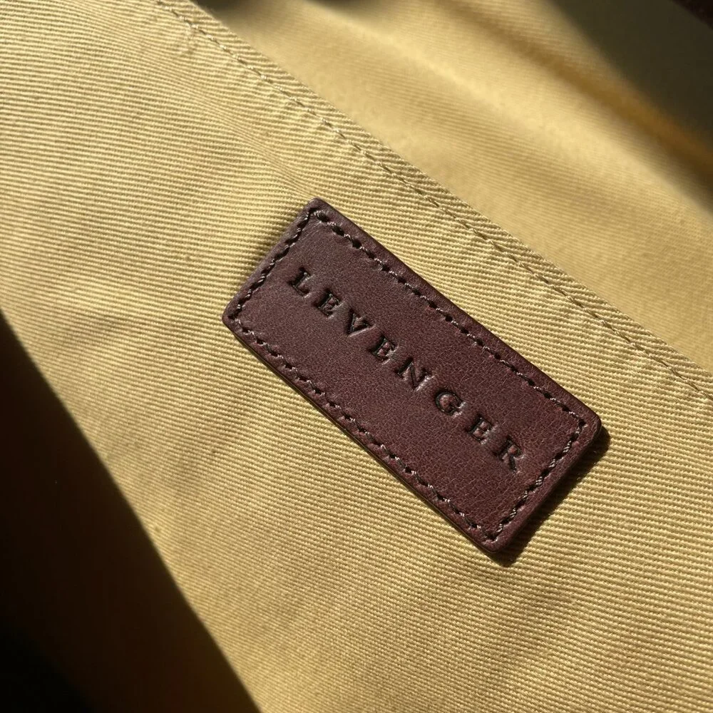 NWOT Levenger Vintage Canvas & Leather 15